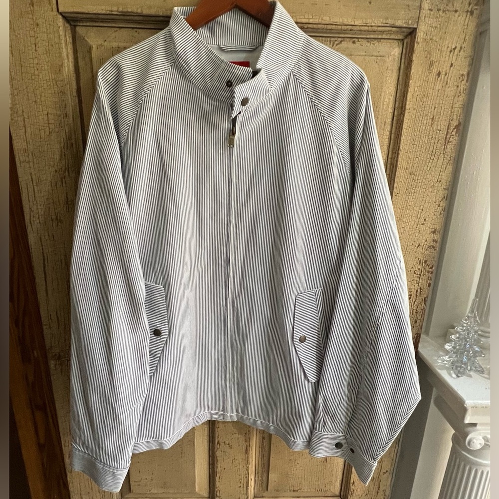 Izod Zipper XL Jacket Pinstripe Perfection! Coat